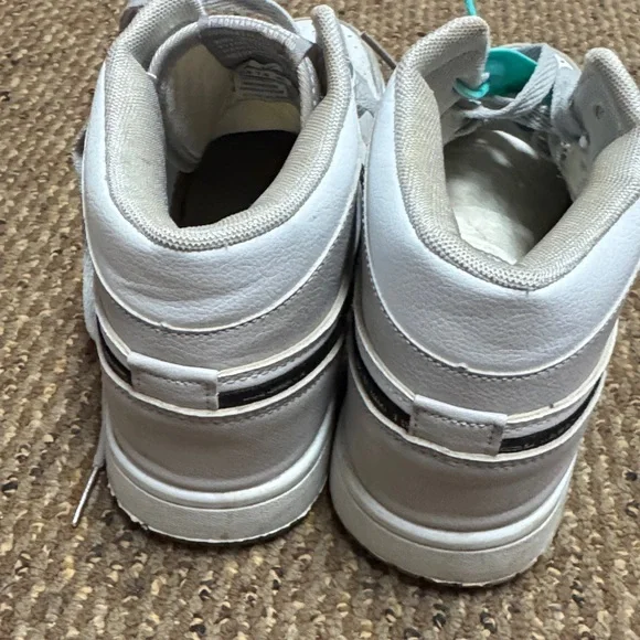 Nike Air Force one high top shoes - Picture 3 of 5